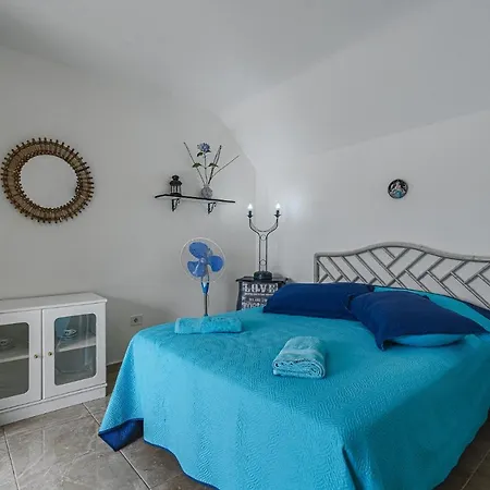 Lägenhet Two Bedrooms With Ocean Views *