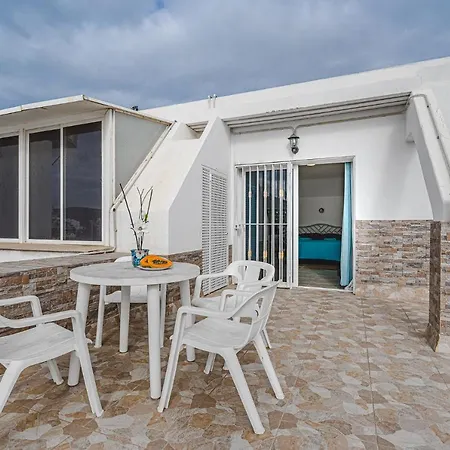 Lägenhet Two Bedrooms With Ocean Views *