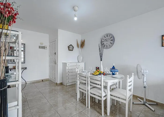 公寓 Two Bedrooms With Ocean Views *