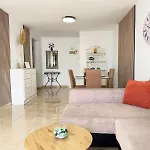 アパート Two Bedrooms With Ocean Views プラヤ・デ・ラス・アメリカス