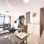 Two Bedrooms With Ocean Views アパート *