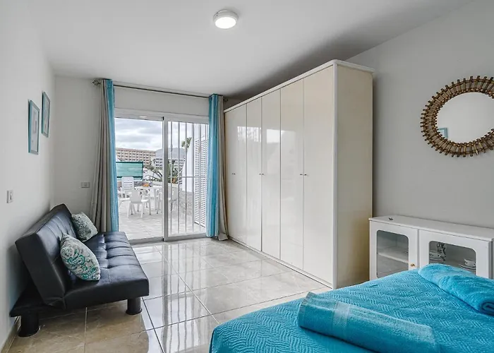 Two Bedrooms With Ocean Views Apartman